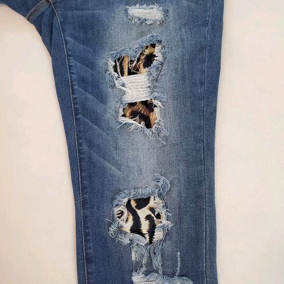 Judy Blue Jeans Womens 18W Leopard Print Patches Skinny Fit Distressed JB8265MD - Picture 4 of 10
